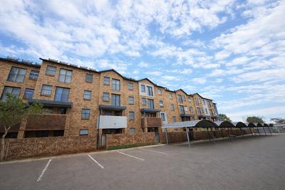 Apartment / Flat For Sale in Montana Tuine, Pretoria