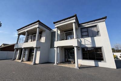 House For Sale in The Orchards, Akasia