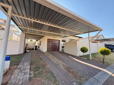 House For Sale in Kyalami, Midrand
