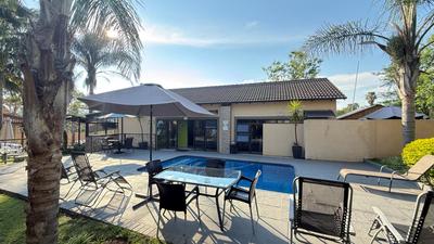 Guest House For Sale in Hutten Heights, Newcastle