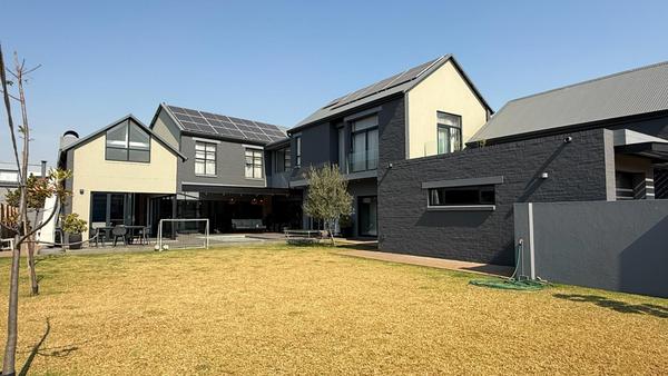 House For Sale in Midstream Heights, Centurion